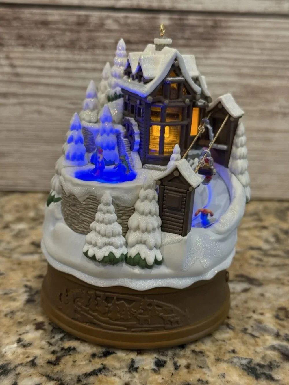 2007 Hallmark Keepsake 